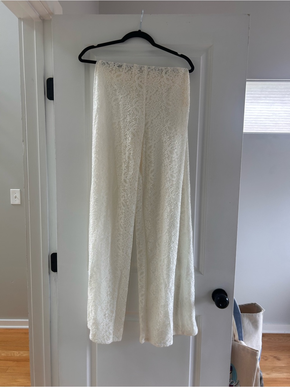 Deme by Gabriella Kiana lace set - Picture 6 of 7